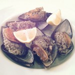 midye-dolma-nasil-yenir